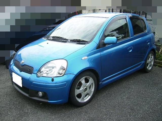 2003 Toyota Vitz