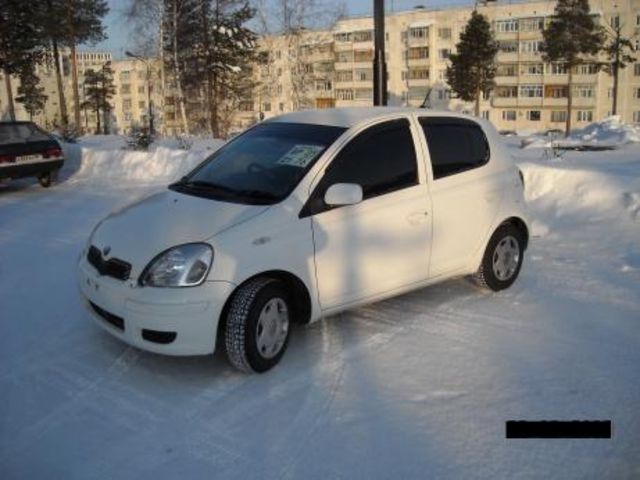 2003 Toyota Vitz