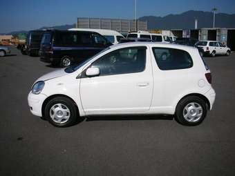 2003 Toyota Vitz Images