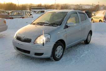 2003 Toyota Vitz