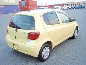 2003 Toyota Vitz Images