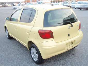 2003 Toyota Vitz Pics