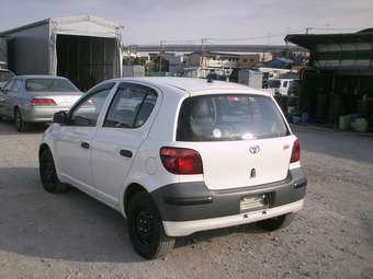 2003 Toyota Vitz Pictures