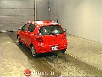 2003 Toyota Vitz Pictures