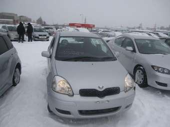 2003 Toyota Vitz Pictures