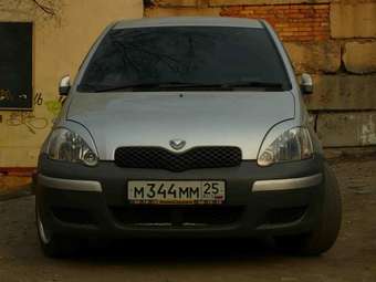 2003 Toyota Vitz Pictures