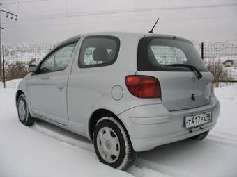 2003 Toyota Vitz Pictures