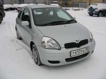 2003 Toyota Vitz Pictures