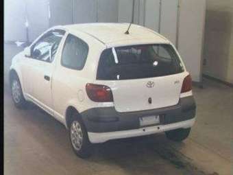 2003 Toyota Vitz Photos