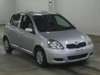 2003 Toyota Vitz Images