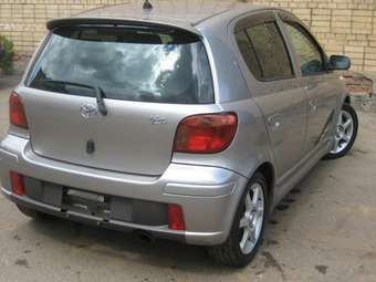 2003 Toyota Vitz Pictures