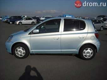 2003 Toyota Vitz Images