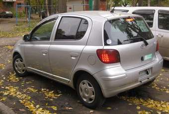 2003 Toyota Vitz Pictures