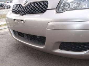 2003 Toyota Vitz Photos