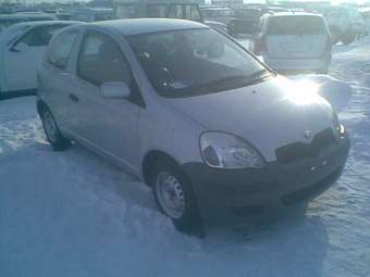 2003 Toyota Vitz