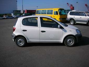 2003 Toyota Vitz Pictures