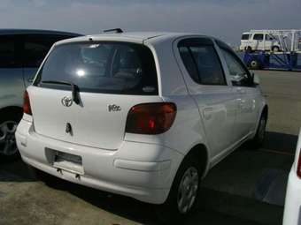 2003 Toyota Vitz Pictures