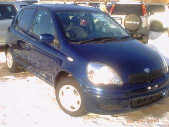 2003 Toyota Vitz Pictures