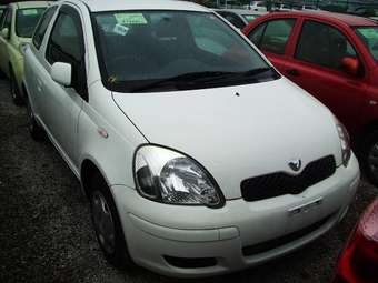 2003 Toyota Vitz Images