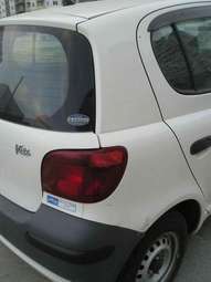 2003 Toyota Vitz Pictures