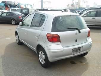 2003 Toyota Vitz Pictures