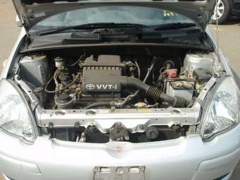 2003 Toyota Vitz Pictures
