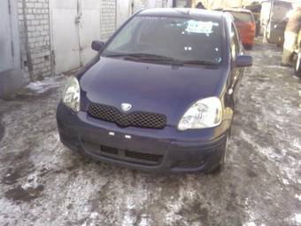 2003 Toyota Vitz Pics