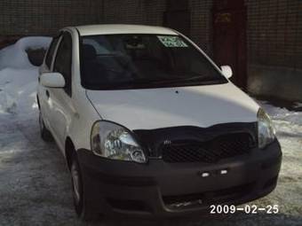 2003 Toyota Vitz Photos