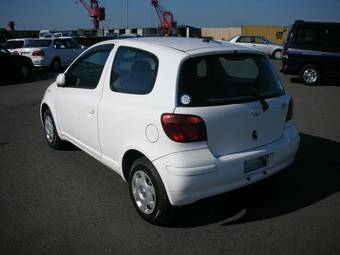 2003 Toyota Vitz Pictures