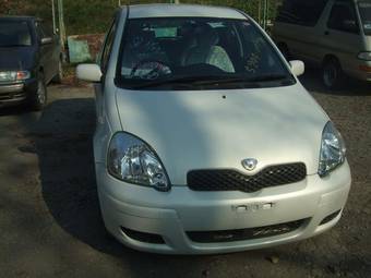 2003 Toyota Vitz Pictures