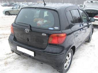 2003 Toyota Vitz Pictures