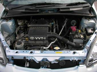 2003 Toyota Vitz Pictures