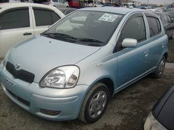 2003 Toyota Vitz Images