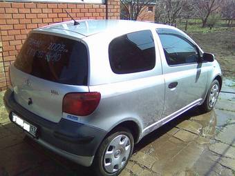 2003 Toyota Vitz Pictures