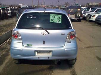 2003 Toyota Vitz Pictures