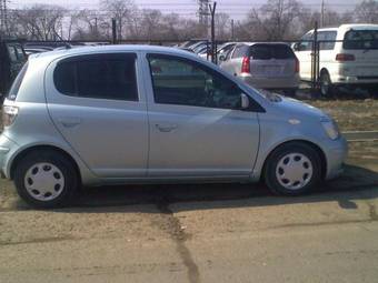 2003 Toyota Vitz Pictures