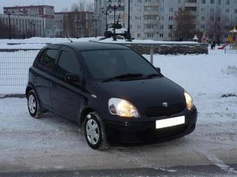 2003 Toyota Vitz Images