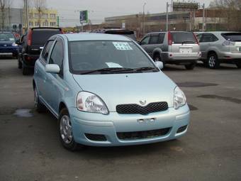 2003 Toyota Vitz Pictures