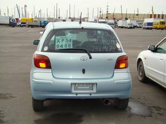 2003 Toyota Vitz Photos