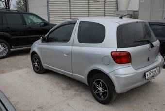 2003 Toyota Vitz Photos