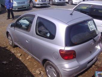 2003 Toyota Vitz Wallpapers