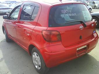 2003 Toyota Vitz Images