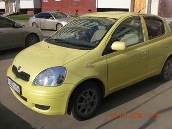 2003 Toyota Vitz Pictures