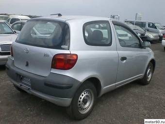 2003 Toyota Vitz Photos