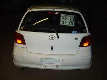 2003 Toyota Vitz Wallpapers