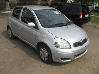 2003 Toyota Vitz Pictures