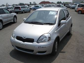 2003 Toyota Vitz Pictures