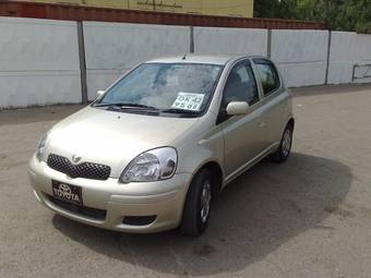 2003 Toyota Vitz Photos