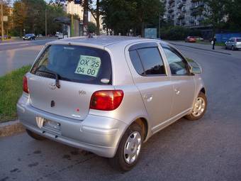 2003 Toyota Vitz Pictures