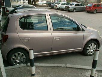 2003 Toyota Vitz Pictures